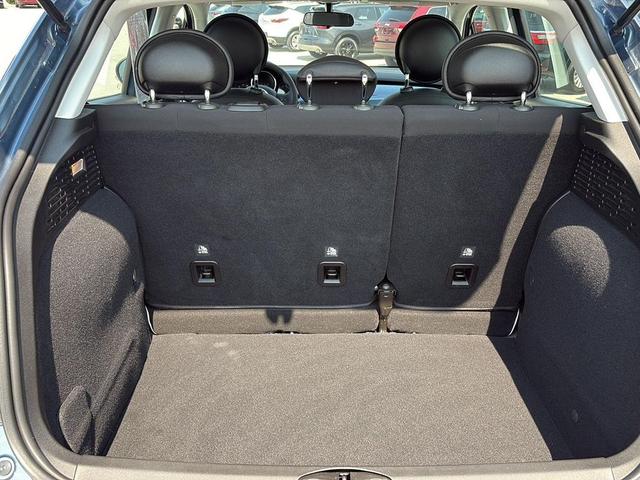Photo of 2017 Blue Sky Metallic FIAT 500X