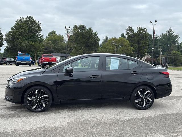 Photo of 2024 Super Black Nissan Versa