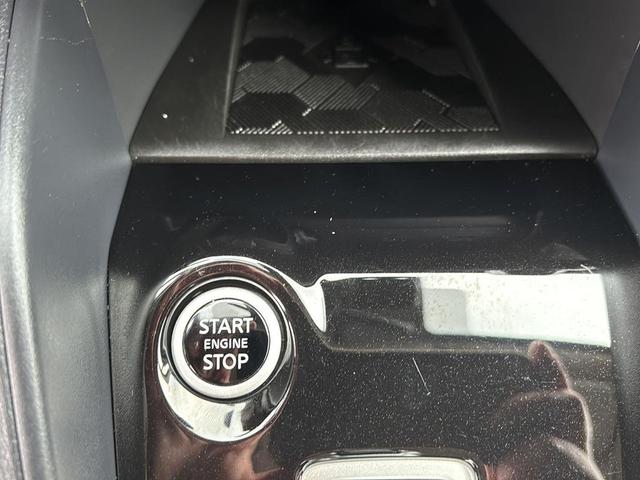 Photo of 2024 Super Black Nissan Versa
