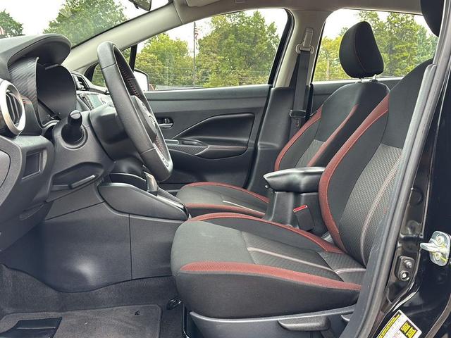 Photo of 2024 Super Black Nissan Versa