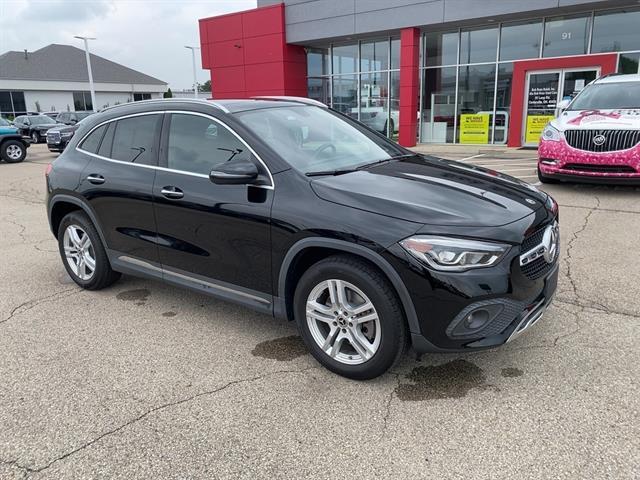 Photo of 2022 BLACK Mercedes-Benz GLA 250