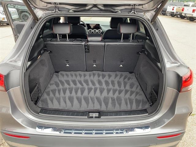 Photo of 2023 Iridium Silver Metallic Mercedes-Benz GLA 250