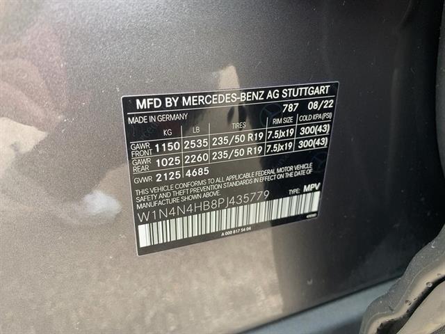 Photo of 2023 Iridium Silver Metallic Mercedes-Benz GLA 250