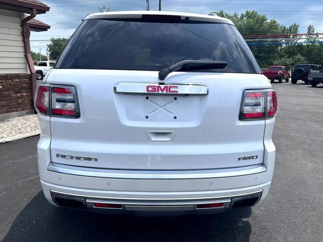 Photo of 2016 Pearl White GMC Acadia