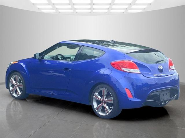 Photo of 2013 Marathon Blue Pearl Hyundai Veloster