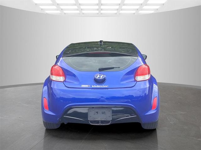 Photo of 2013 Marathon Blue Pearl Hyundai Veloster