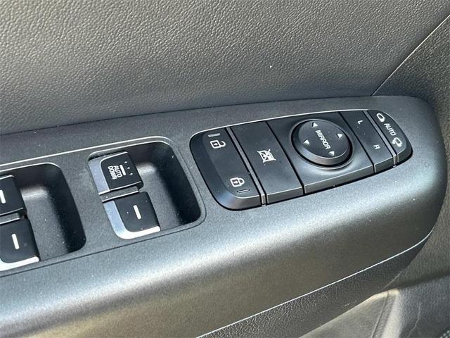 Photo of 2020 Black Cherry Pearl Kia Sportage