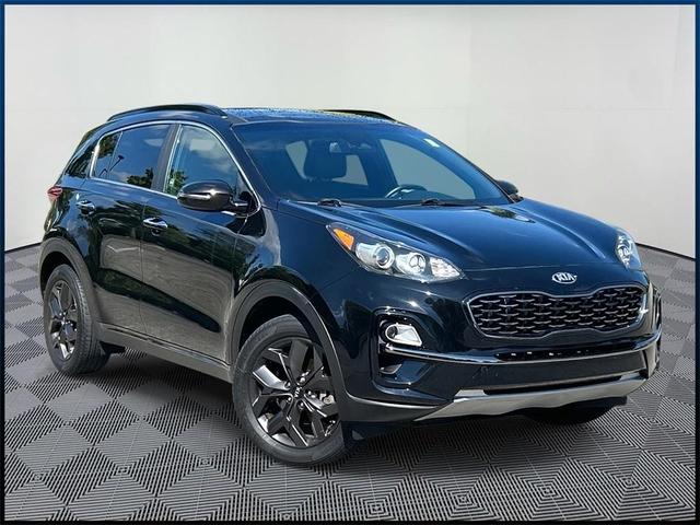 Photo of 2020 Black Cherry Pearl Kia Sportage