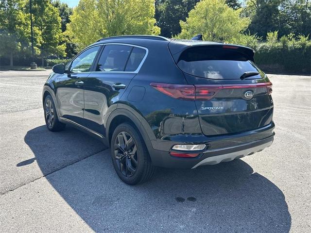 Photo of 2020 Black Cherry Pearl Kia Sportage