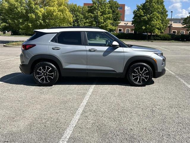 Photo of 2023 Sterling Gray Metallic Chevrolet Trailblazer