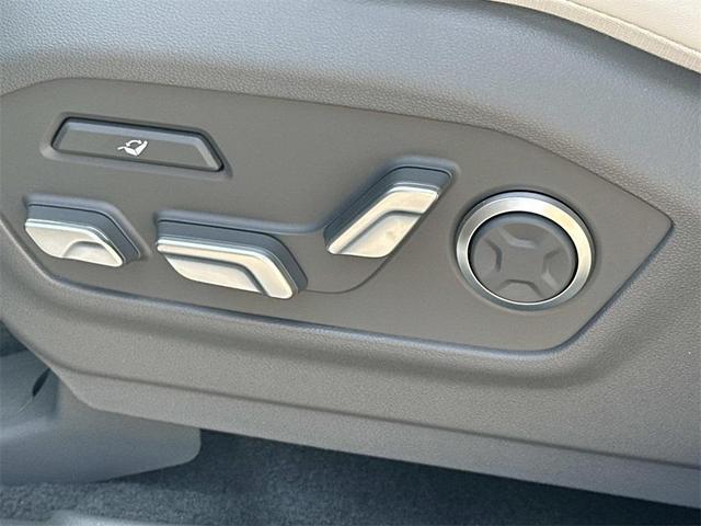 Photo of 2026 Hampton Gray Hyundai SANTA FE HEV