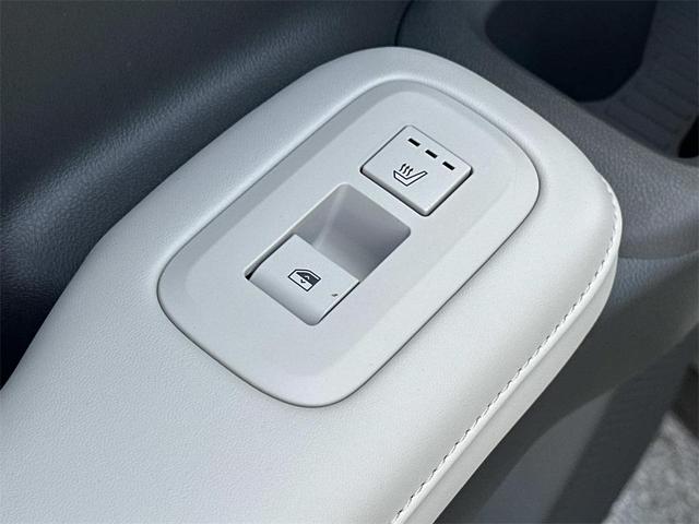 Photo of 2026 Hampton Gray Hyundai SANTA FE HEV