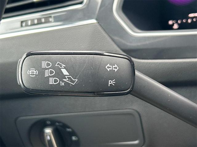 Photo of 2023 Platinum Gray Metallic Volkswagen Tiguan