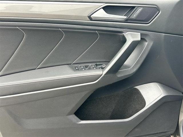 Photo of 2023 Platinum Gray Metallic Volkswagen Tiguan