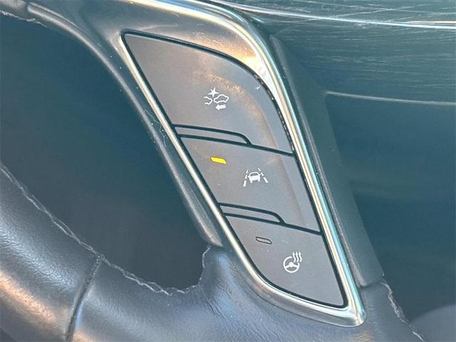 Photo of 2020 Manhattan Noir Metallic Cadillac XT5