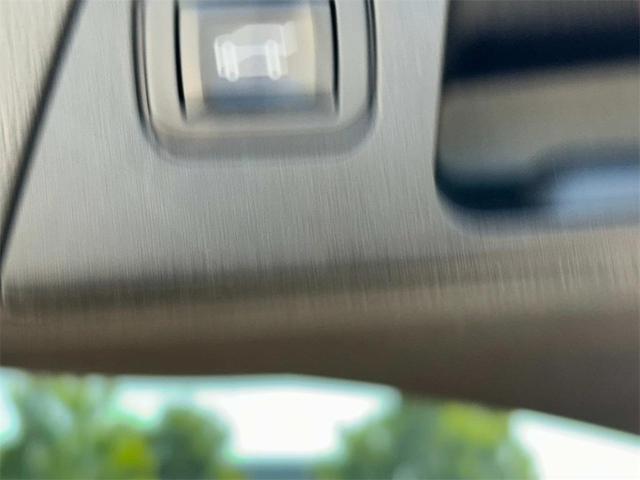 Photo of 2019 Satin Steel Gray Metallic Buick Envision
