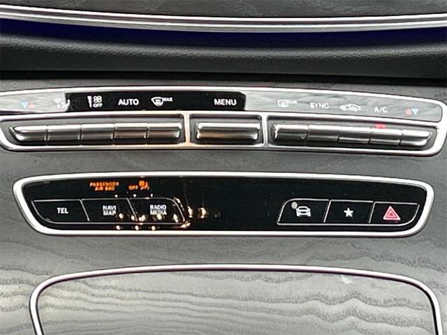 Photo of 2022 Gray Mercedes-Benz E-Class