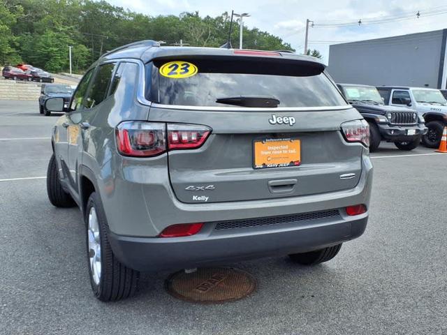 Photo of 2023 Sting Gray Clearcoat Jeep Compass