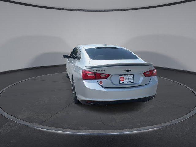 Photo of 2020 Silver Ice Metallic Chevrolet Malibu
