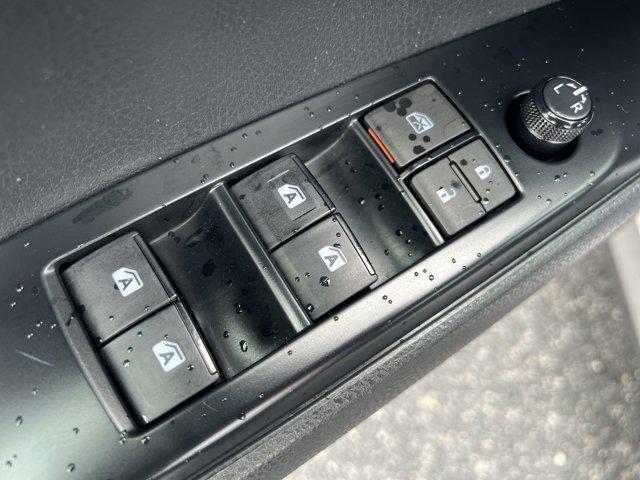Photo of 2020 Predawn Gray Mica Toyota Camry