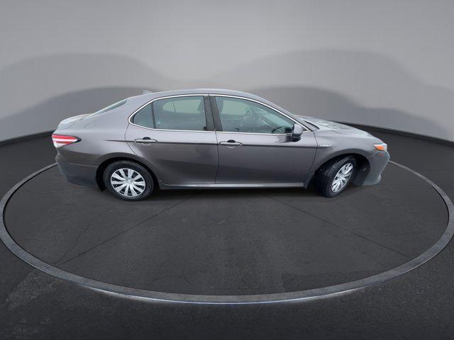 Photo of 2020 Predawn Gray Mica Toyota Camry