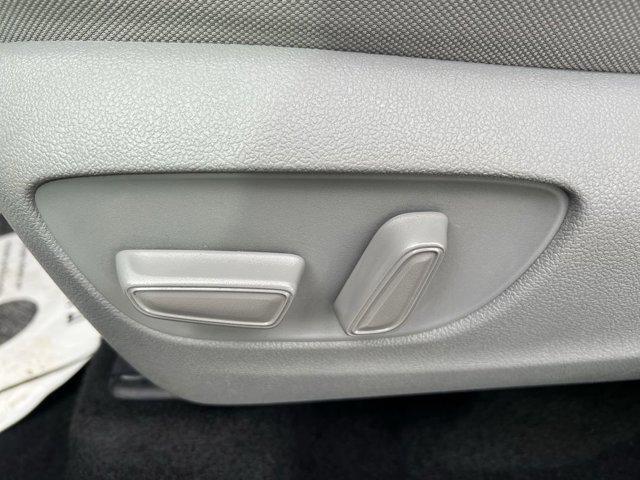 Photo of 2022 Opulent Amber Toyota Highlander