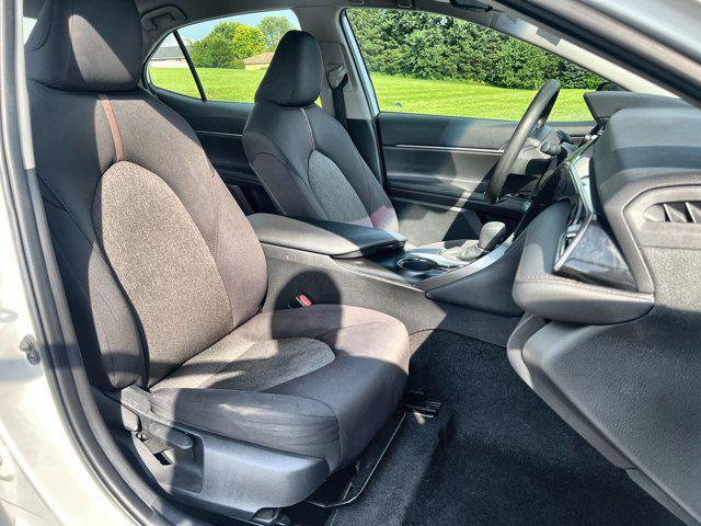 Photo of 2020 Super White Toyota Camry