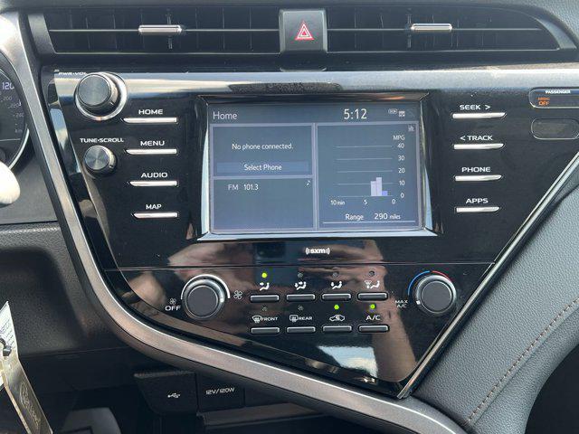 Photo of 2020 Super White Toyota Camry