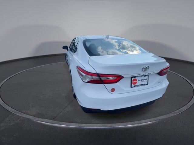 Photo of 2020 Super White Toyota Camry
