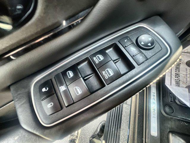 Photo of 2022 Patriot Blue Pearlcoat RAM 1500