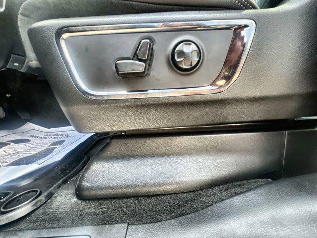Photo of 2022 Patriot Blue Pearlcoat RAM 1500