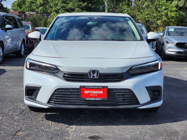 Photo of 2022 Platinum White Pearl Honda Civic