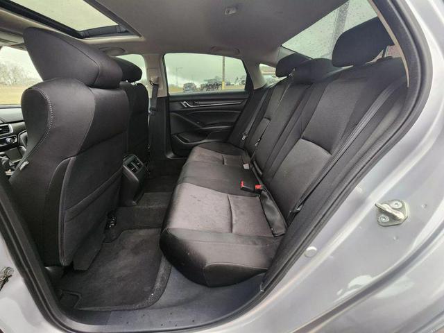 Photo of 2018 Lunar Silver Metallic Honda Accord