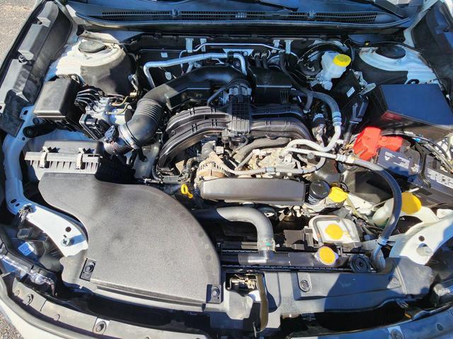 Photo of 2022 Crystal White Pearl Subaru Outback
