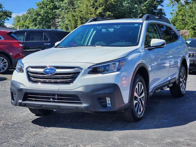 Photo of 2022 Crystal White Pearl Subaru Outback