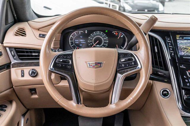 Photo of 2019 Crystal White Tricoat Cadillac Escalade