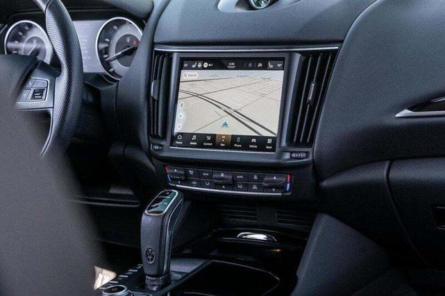 Photo of 2021 Bianco Maserati Levante