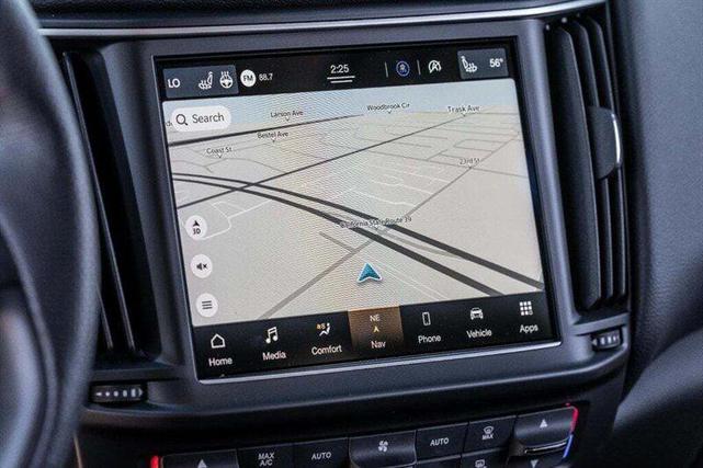 Photo of 2021 Bianco Maserati Levante