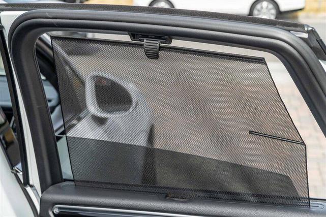 Photo of 2018 White Porsche Macan