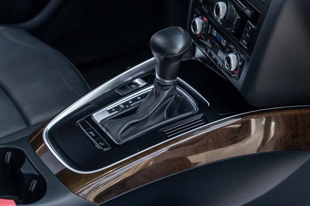 Photo of 2013 Ibis White Audi Q5