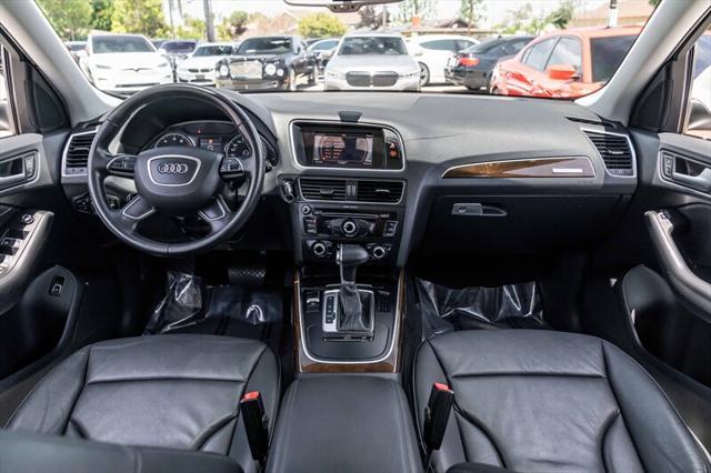Photo of 2013 Ibis White Audi Q5
