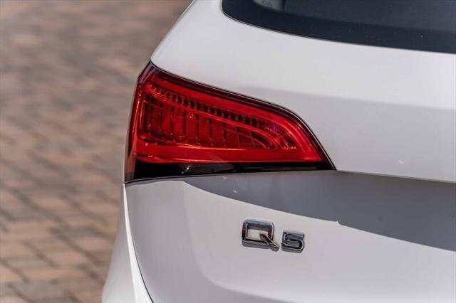 Photo of 2013 Ibis White Audi Q5