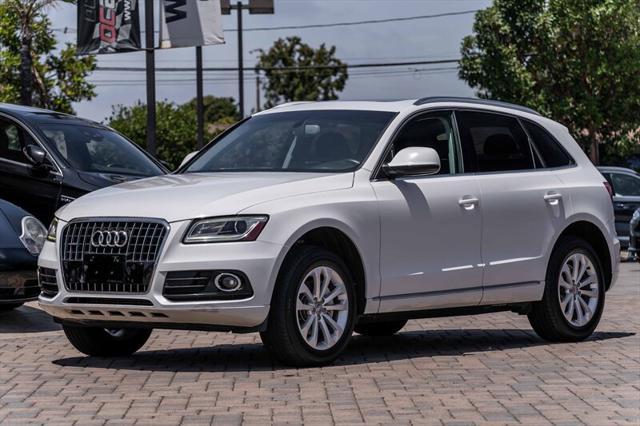 Photo of 2013 Ibis White Audi Q5