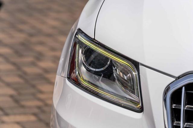 Photo of 2013 Ibis White Audi Q5