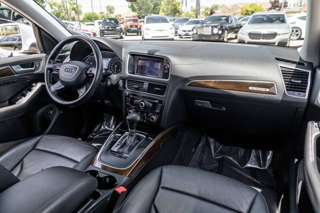 Photo of 2013 Ibis White Audi Q5
