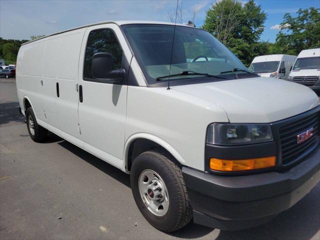 2022 GMC Savana 2500