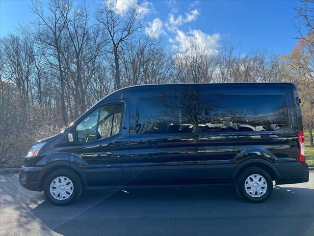 Photo of 2021 Black Ford Transit-350