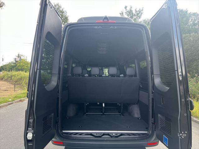 Photo of 2024 Black Mercedes-Benz Sprinter 2500