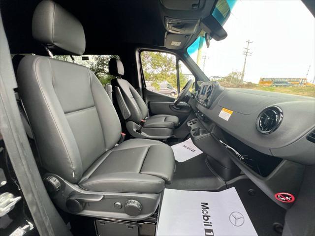 Photo of 2024 Black Mercedes-Benz Sprinter 2500