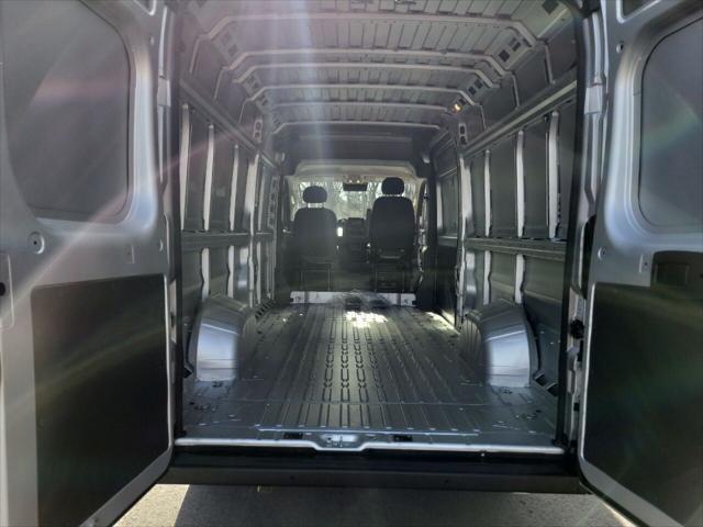 Photo of 2023 Silver RAM ProMaster 3500